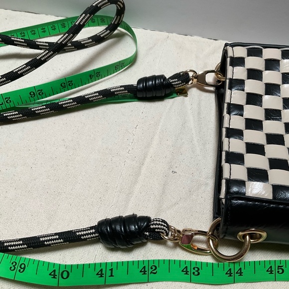 Universal Thread Black & Tan Checkered Crossbody Bag Checker Phone Bag - Picture 6 of 12